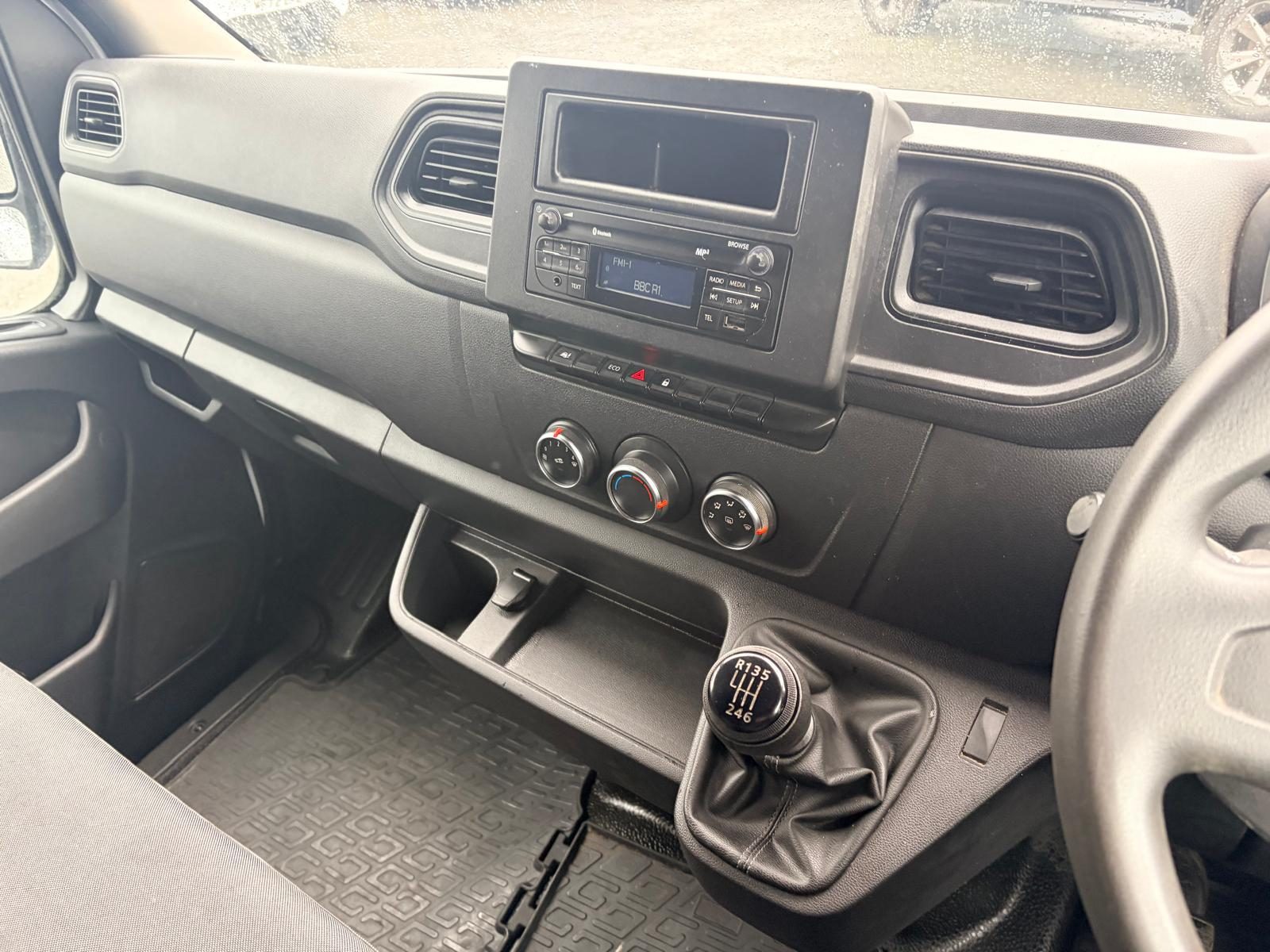 Renault Master 2.3 Dci 35 - Image 9