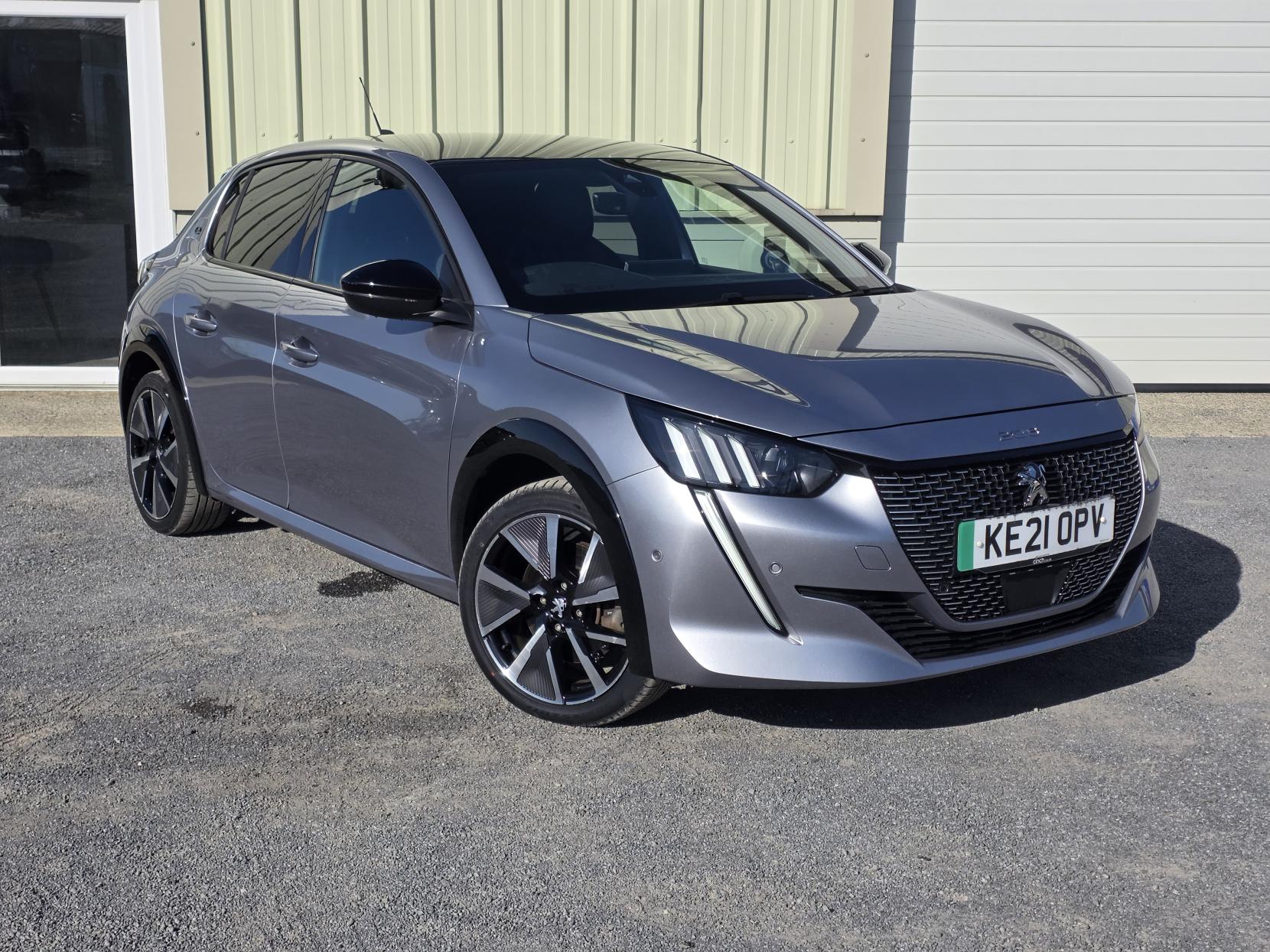 Peugeot E-208