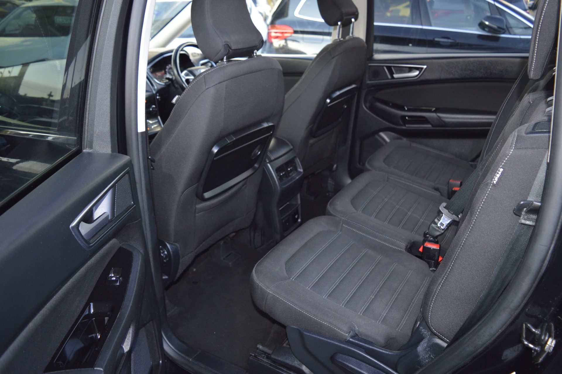 Ford Galaxy - Image 11