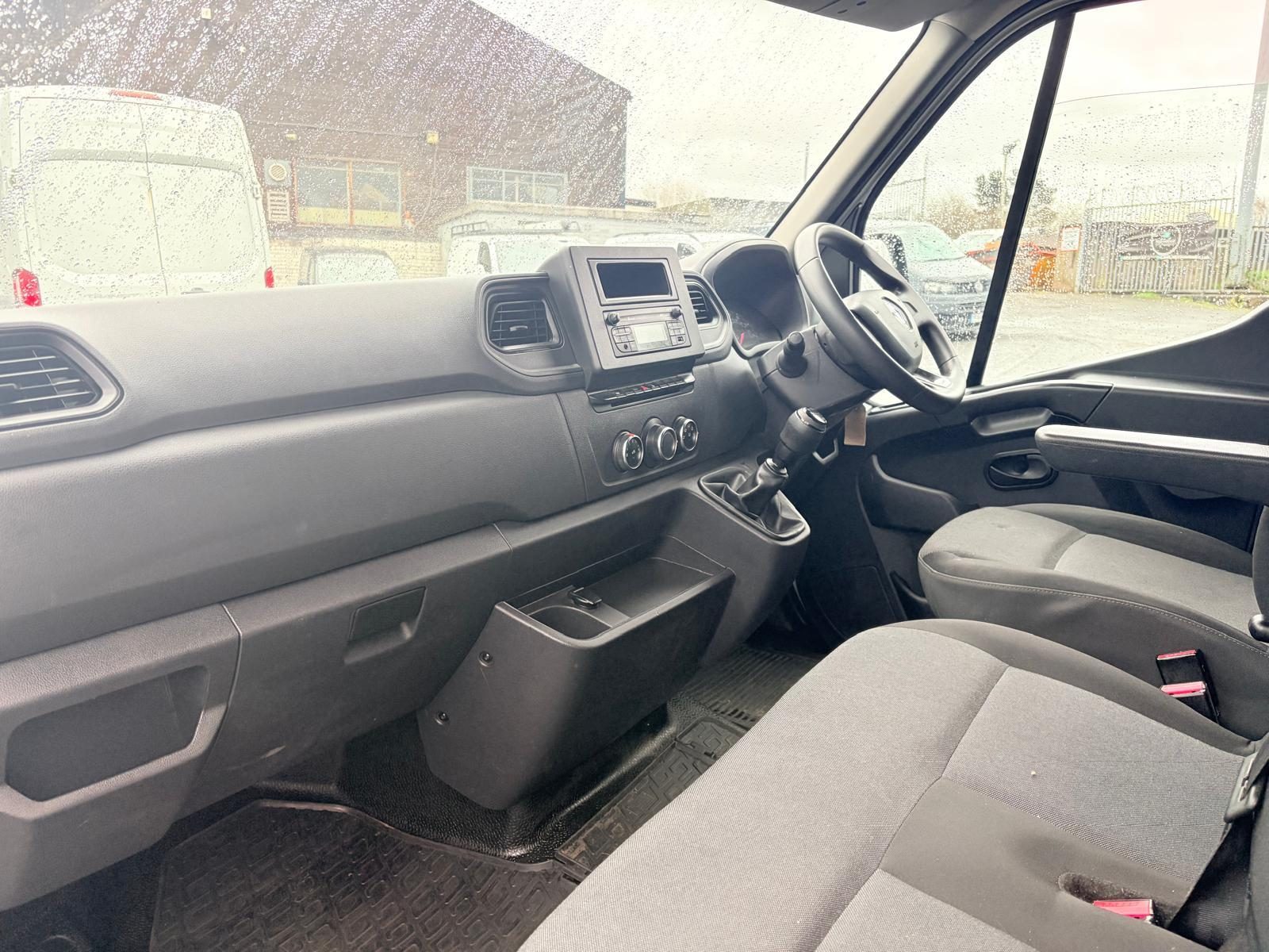 Renault Master 2.3 Dci 35 - Image 6