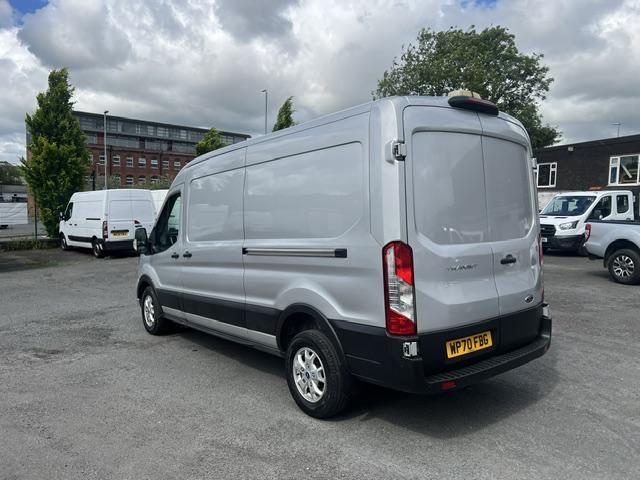 Ford Transit 2.0 350 Ecoblue - Image 10