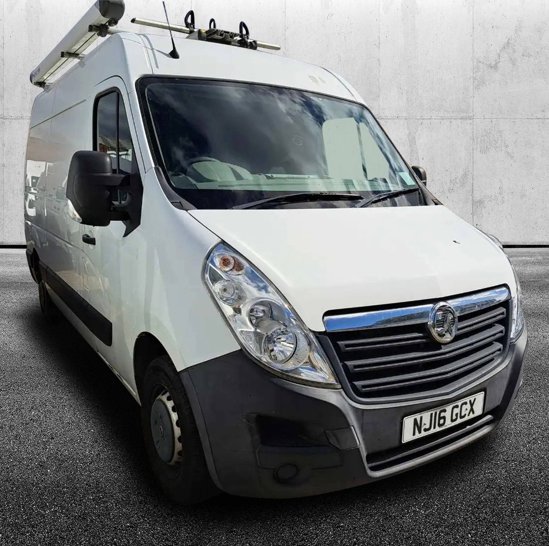 Vauxhall Movano  F3300 L2H2 ex Council - Image 3