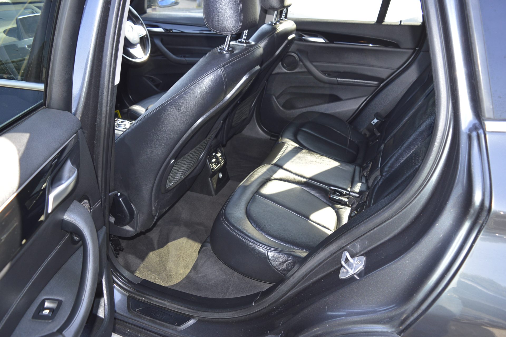Bmw X1 - Image 11