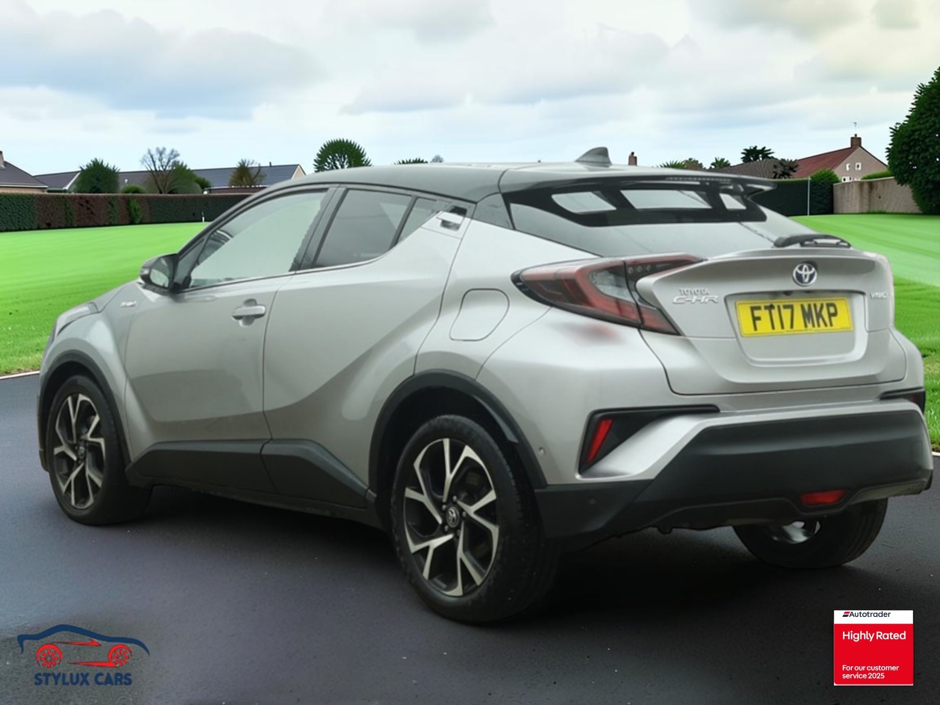 Toyota C-HR 1.8 VVT-H Petrol-Electric Dynamic 5dr SUV - Image 3