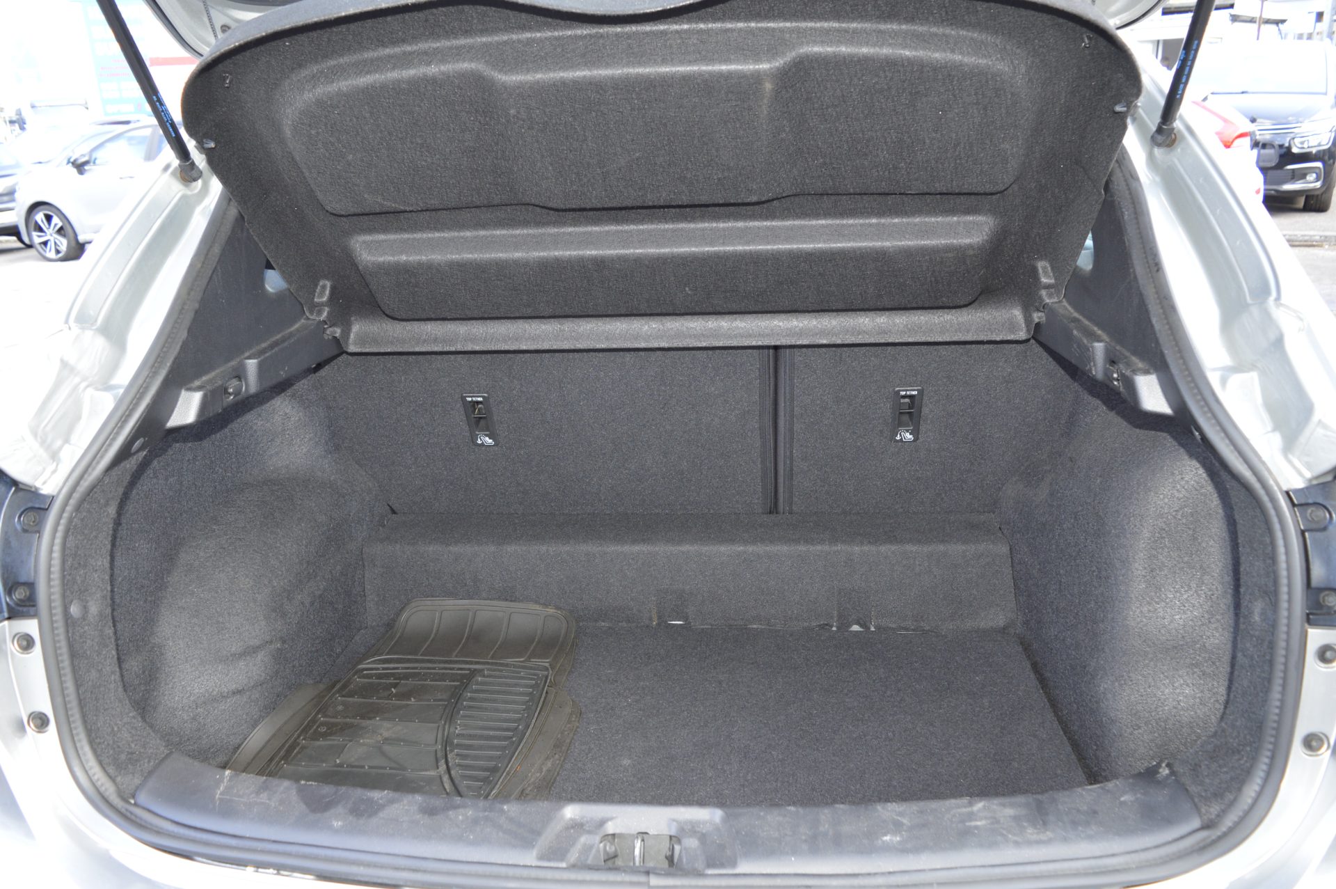 Nissan QASHQAI - Image 9