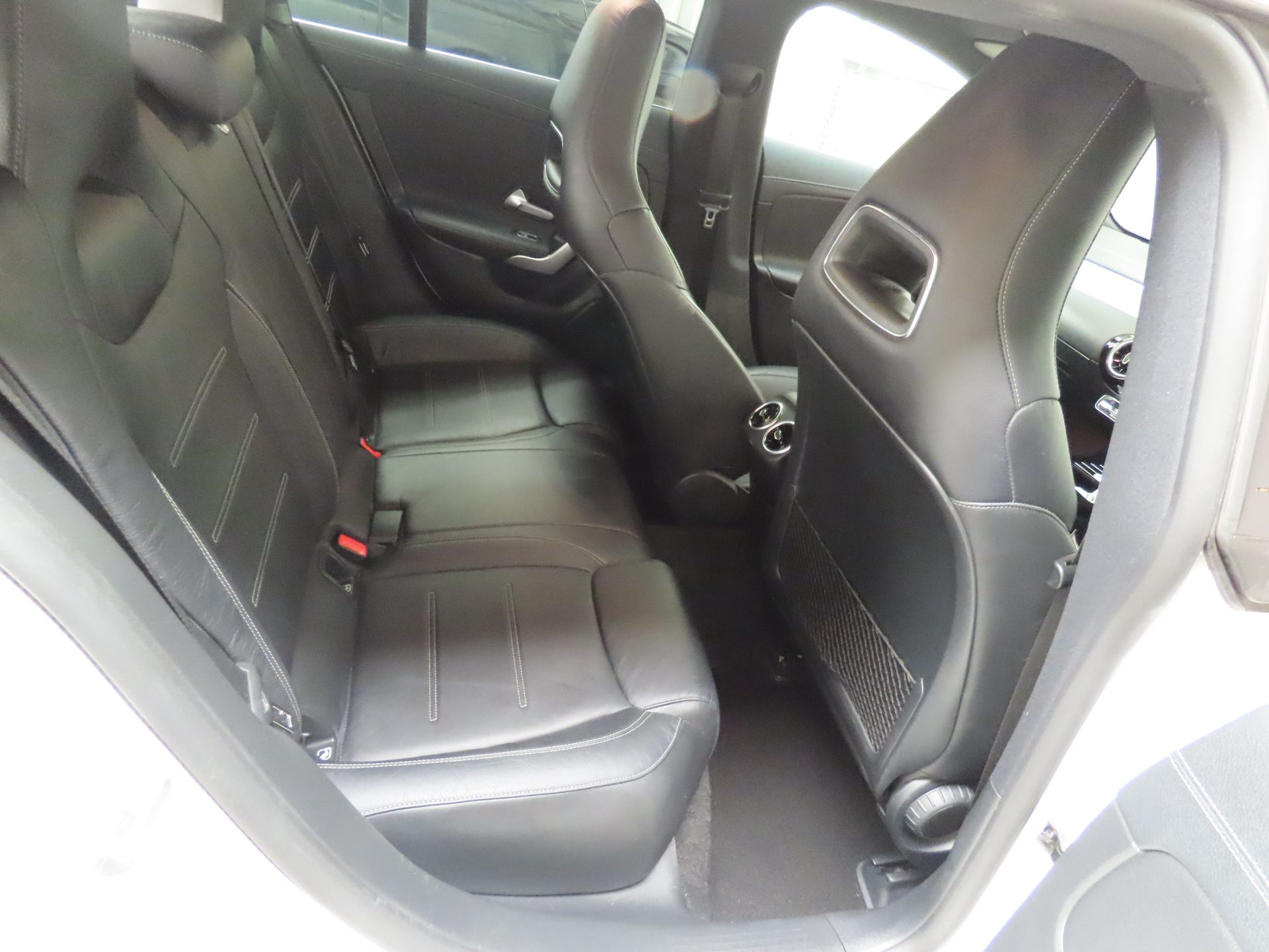 Mercedes-benz Cla200 - Image 10