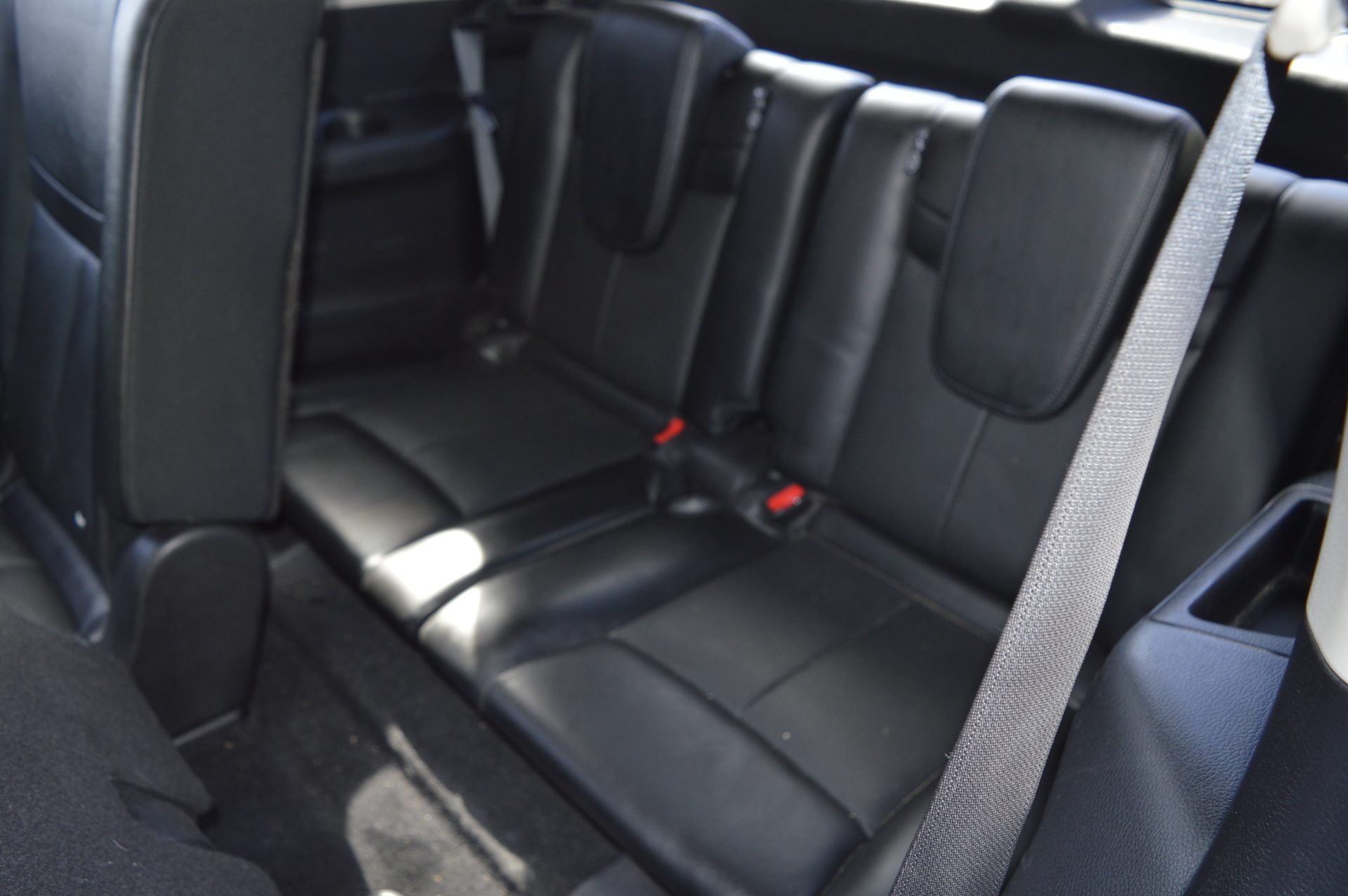 Nissan X-TRAIL TEKNA AUTO 7 SEATS - Image 11