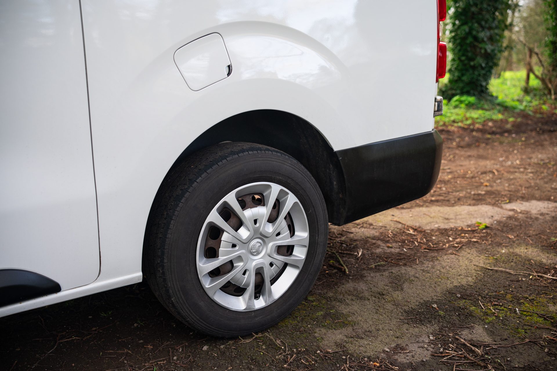 Vauxhall Vivaro 2.0 Turbo D 3100 Dynamic L2 H1 Euro 6 - Image 10
