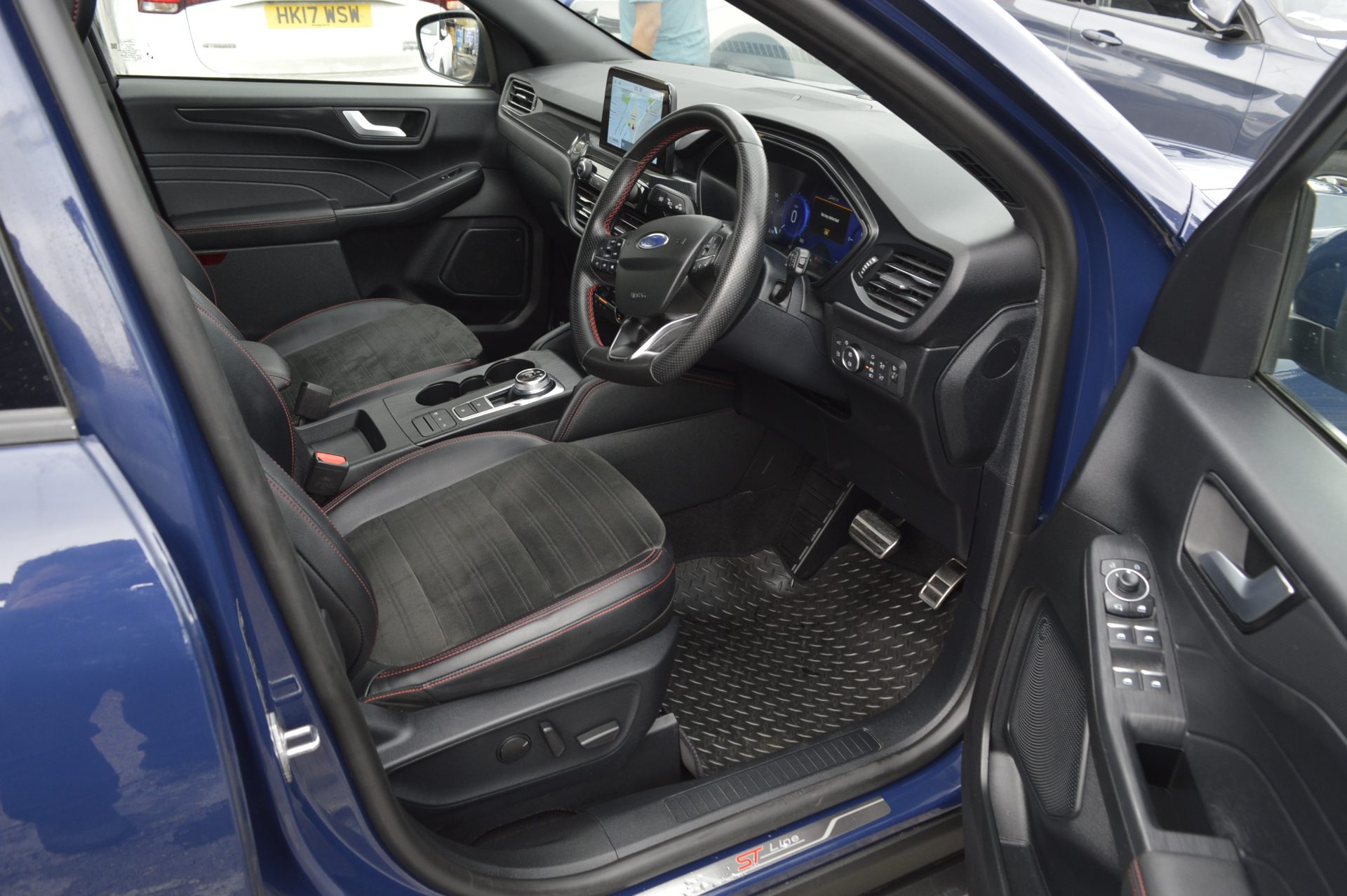 Ford KUGA STLINE PLUG IN HYBRID - Image 15