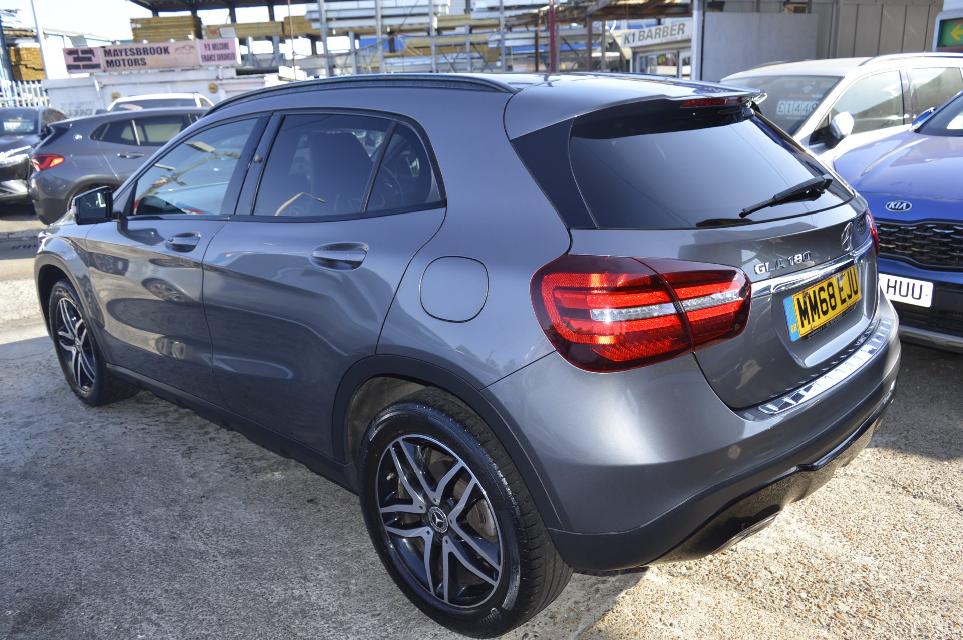Mercedes-benz GLA AUTO - Image 4