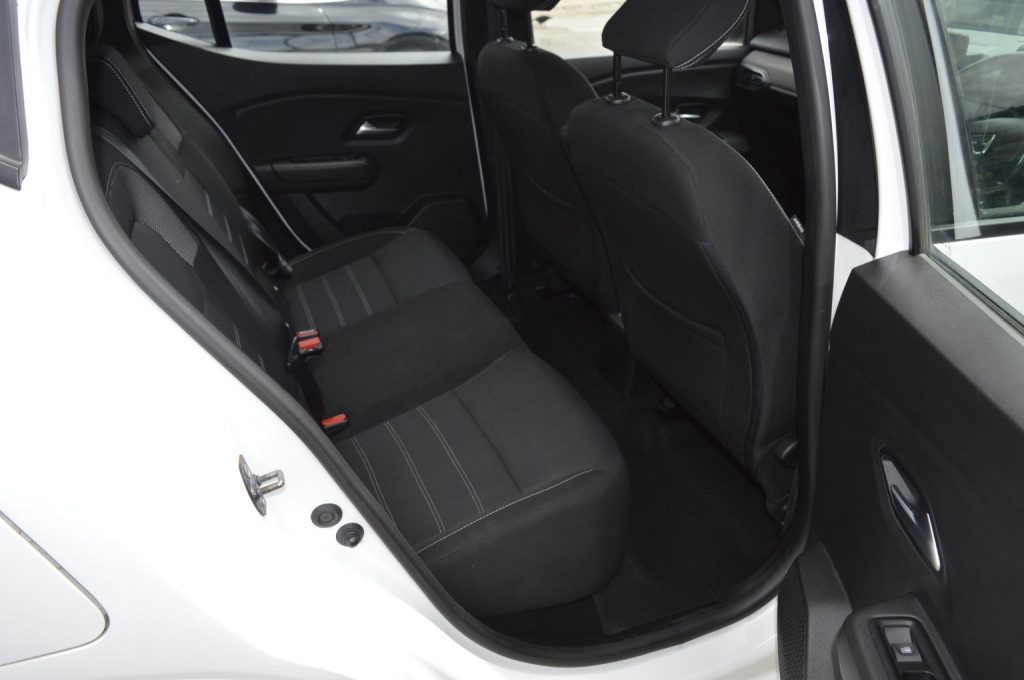 Dacia Sandero - Image 13