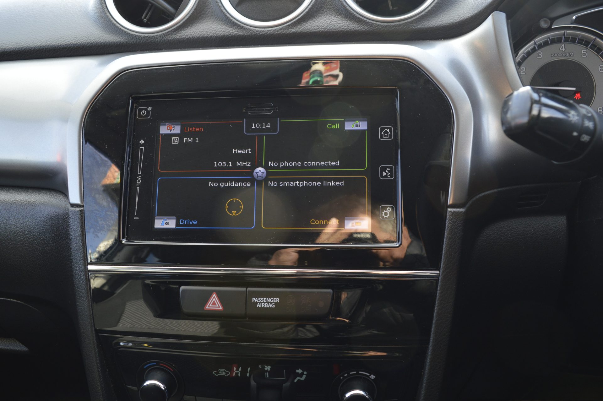 Suzuki VITARA AUTO PETROL - Image 20