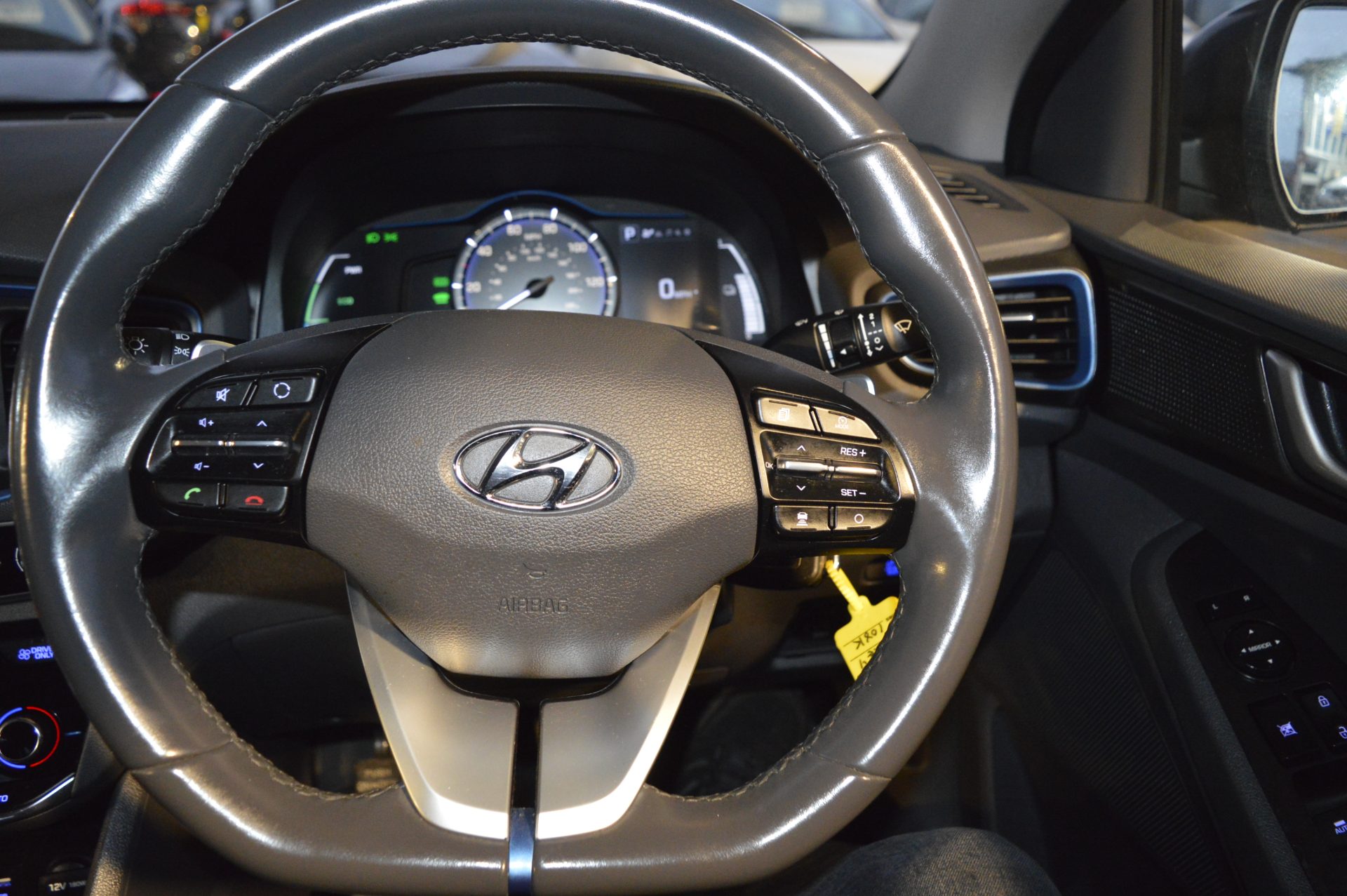 Hyundai IONIQ HYBRID AUTO - Image 20