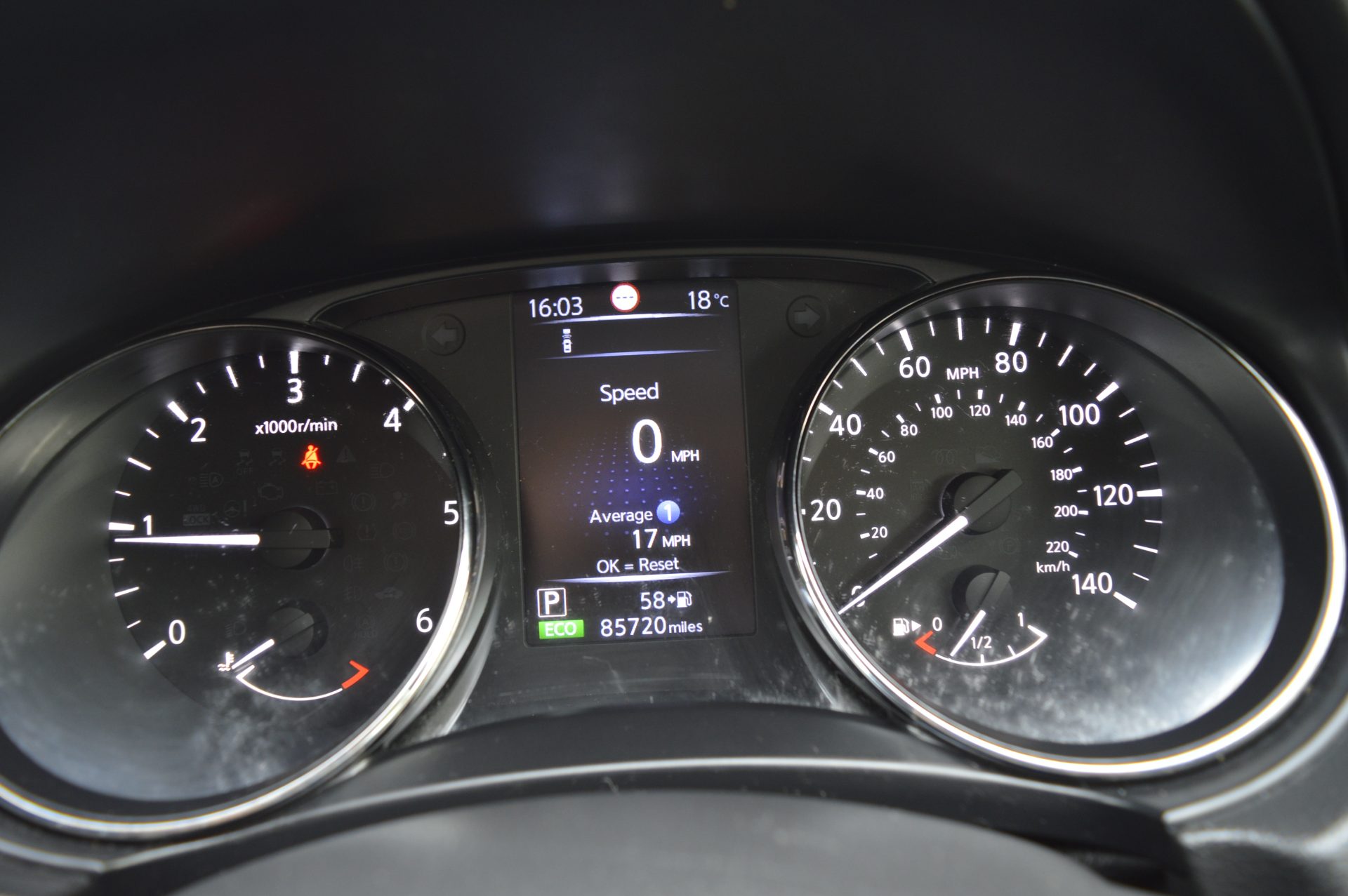 Nissan X-TRAIL AUTO 7 SEATS SUNROOF - Image 18