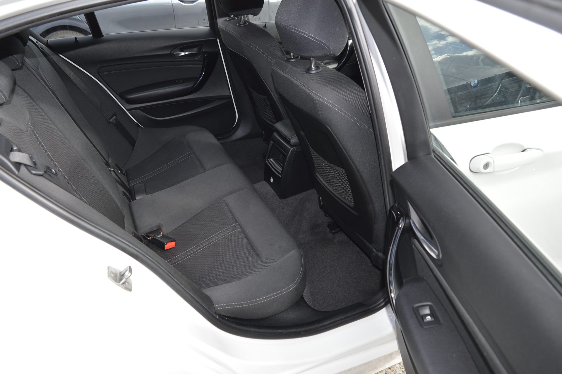 Bmw 1 SERIES 118I AUTO - Image 12
