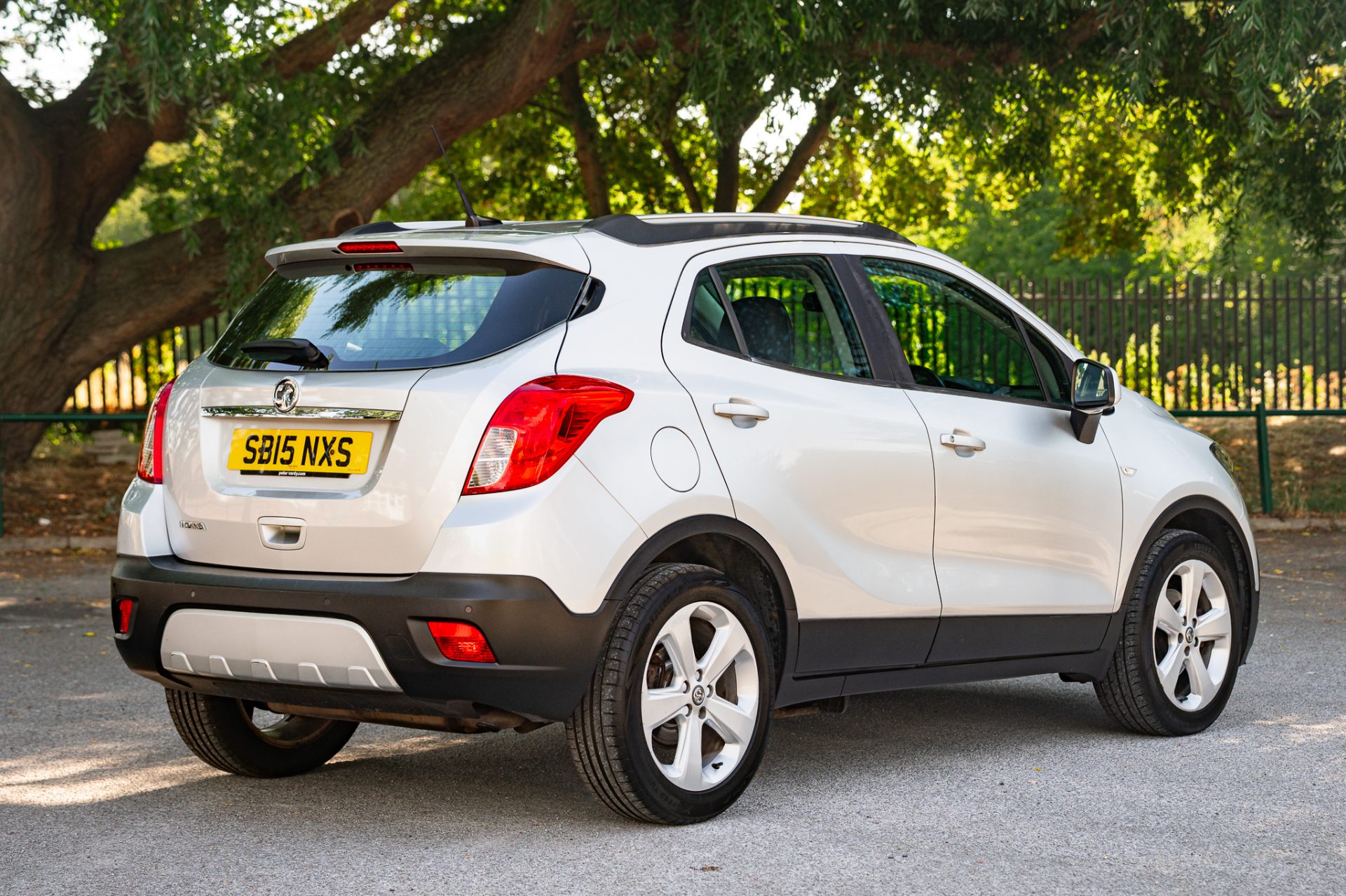 Vauxhall Mokka 1.6i Tech Line 2WD Euro 6 - Image 16
