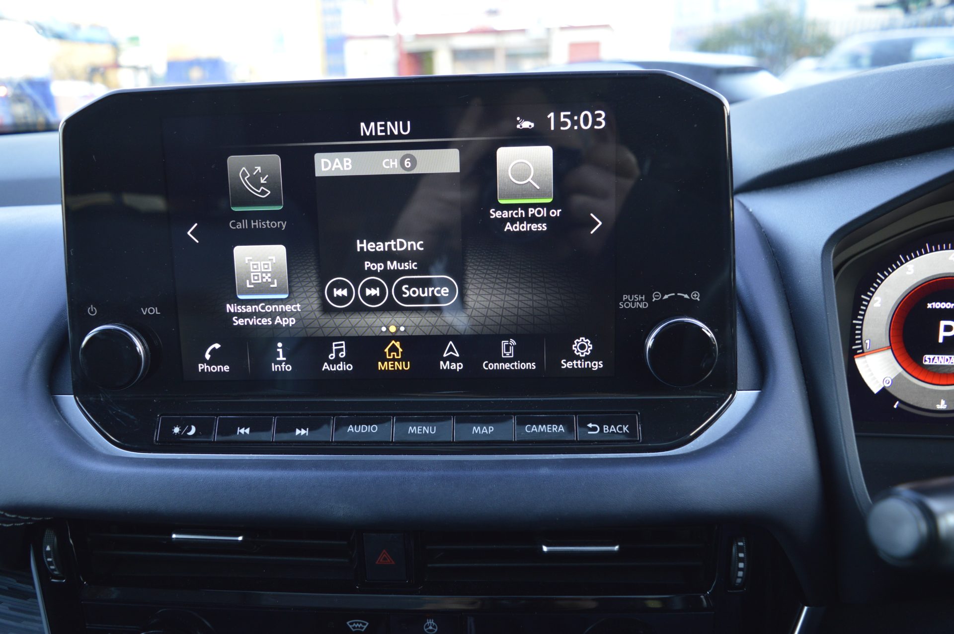 Nissan Qashqai - Image 19