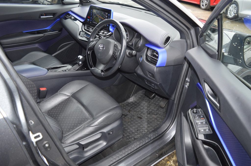 Toyota C-Hr - Image 15