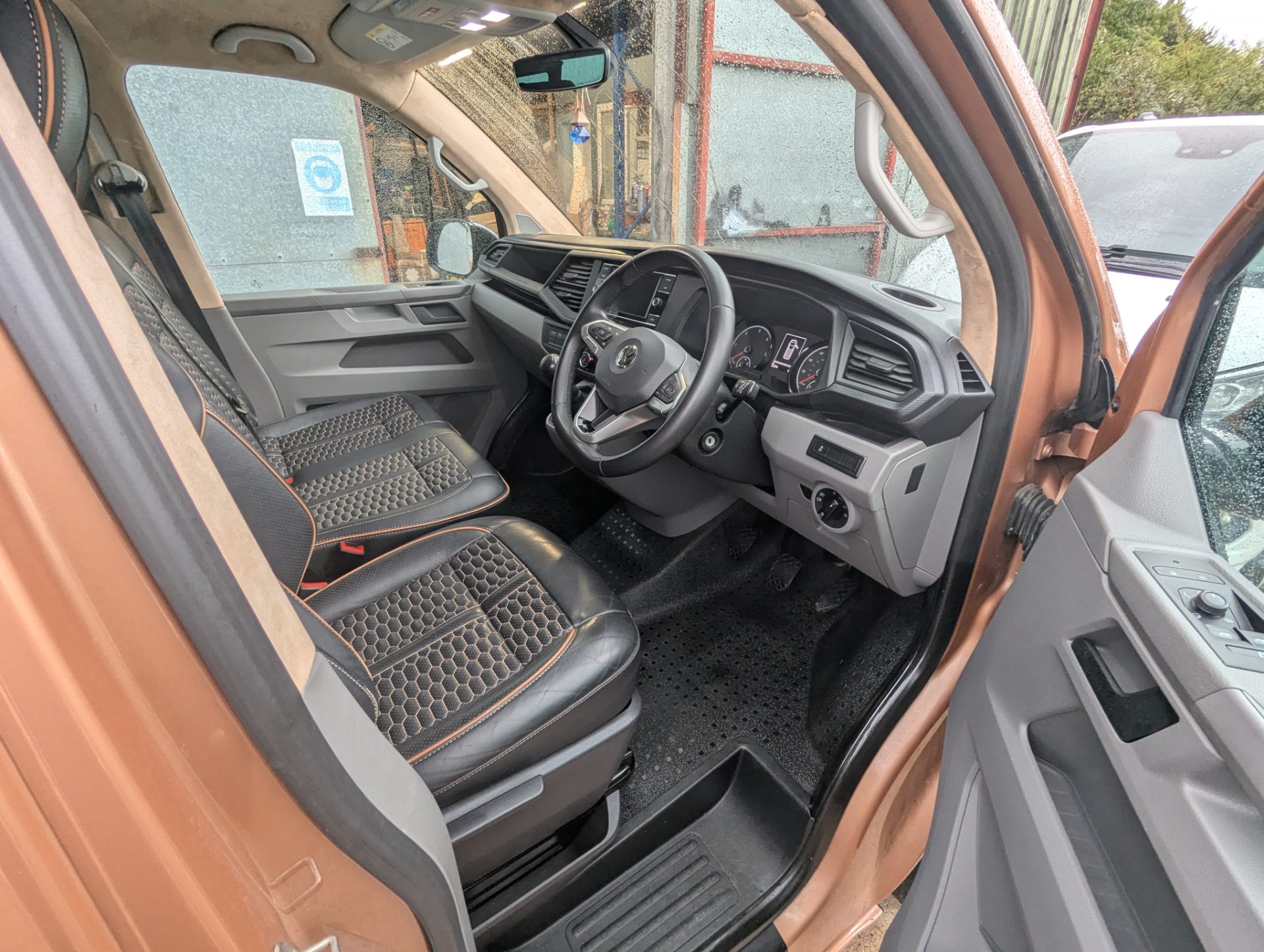 Volkswagen T6.1 FACTORY 150 KOMBI VAN - Image 4