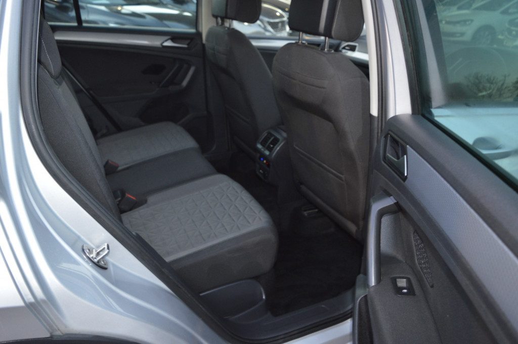 Volkswagen Tiguan - Image 13