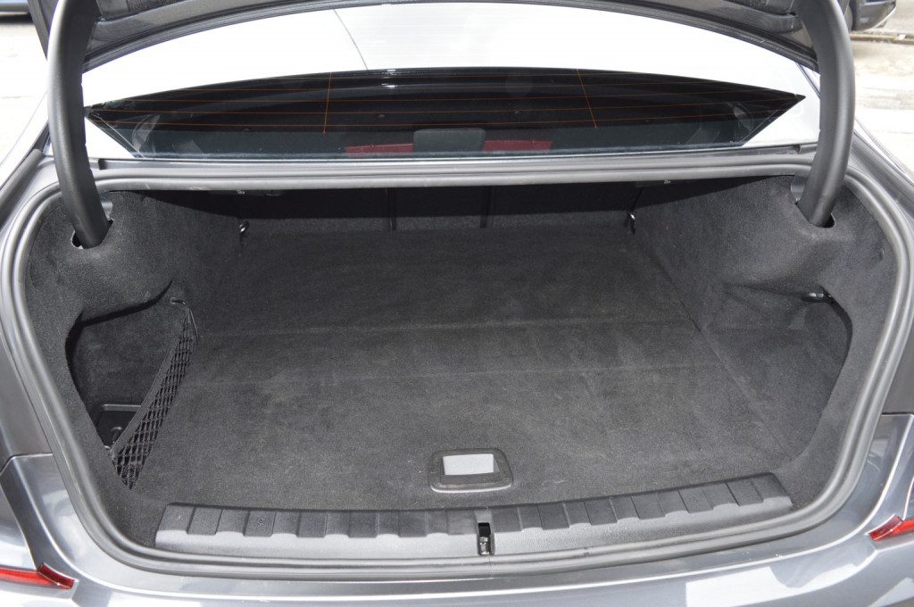 Bmw 3 Series - Image 10