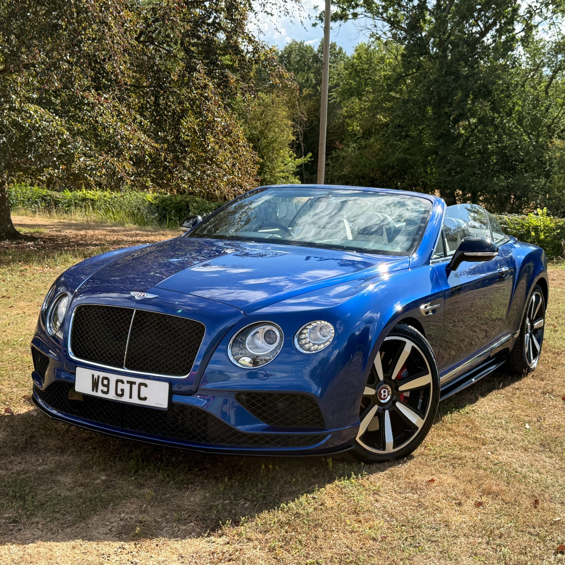 Bentley Bentley Continental 4.0 V8 GTC S Convertible 2dr Petrol Auto 4WD Euro 6 (528 ps) - Image 3