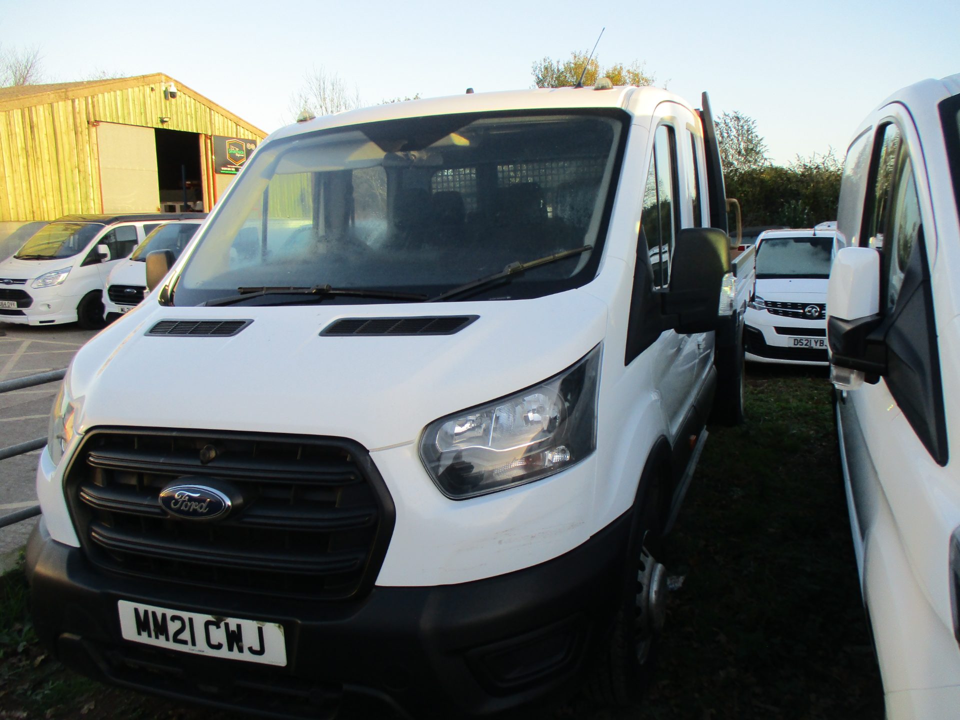 Ford 350 130 BHP DOUBLE CAB TIPPER TDCI - Image 2
