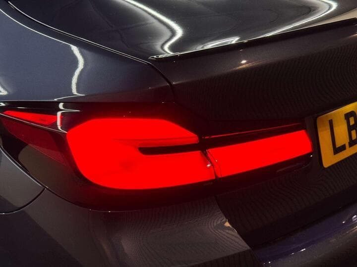 Bmw 5 Series - Image 3