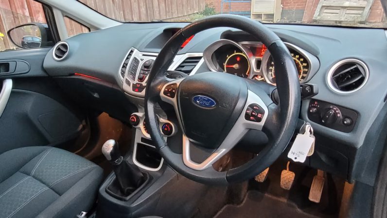 Ford Fiesta 1.4 Titanium 5Dr - Image 10