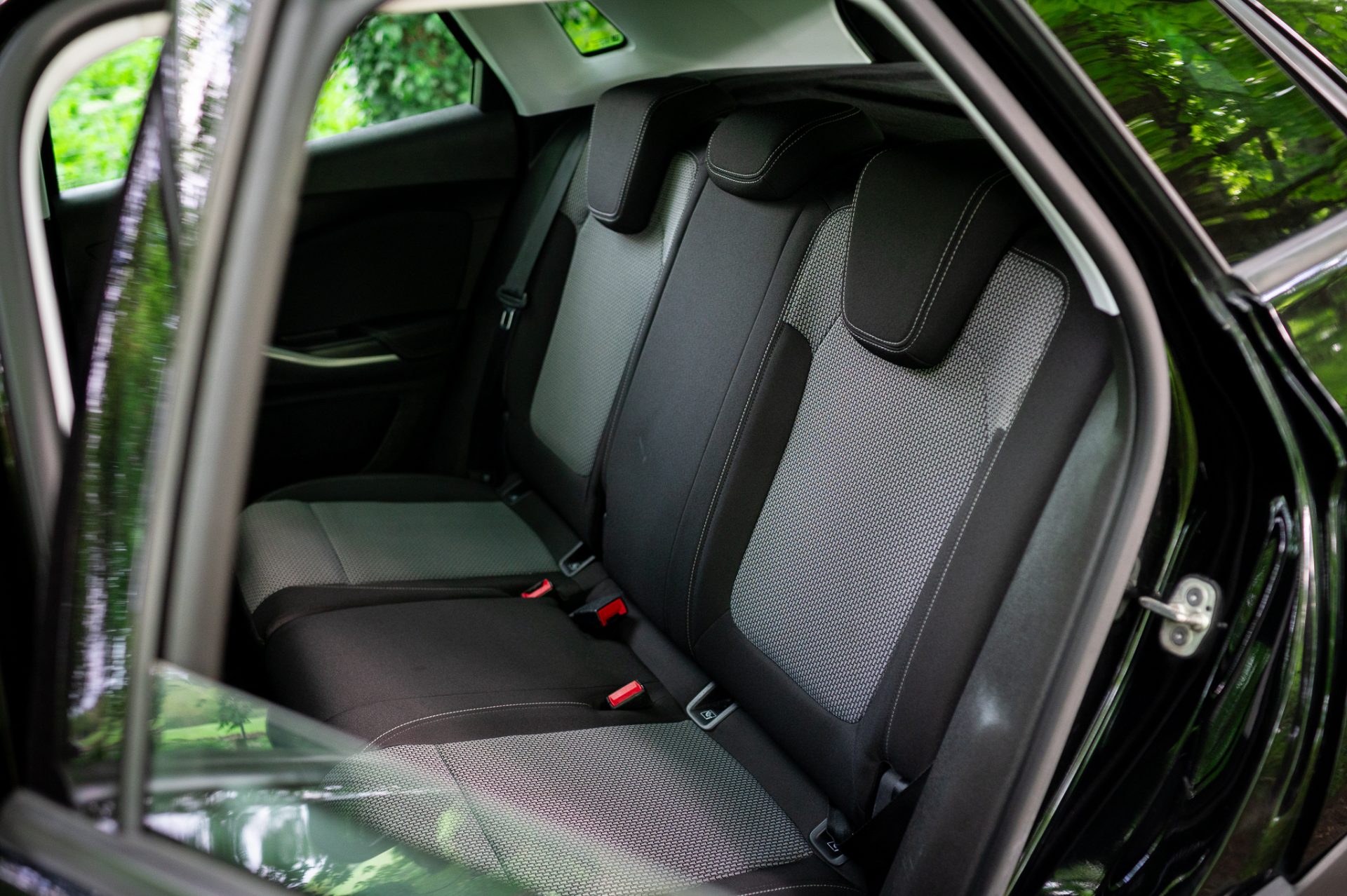 Vauxhall Grandland X 1.5 Turbo D BlueInjection SE - Image 18