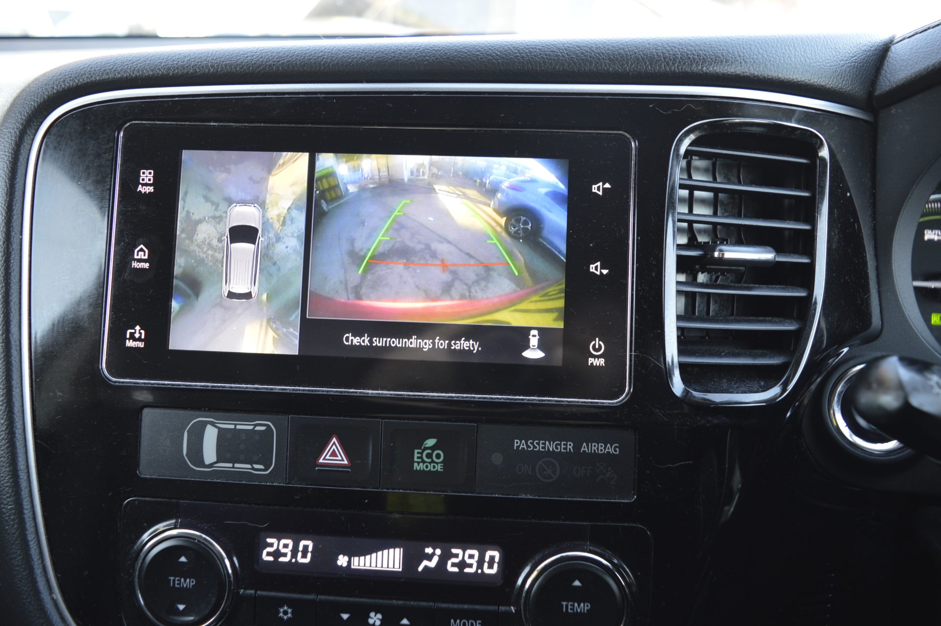 Mitsubishi Outlander - Image 20