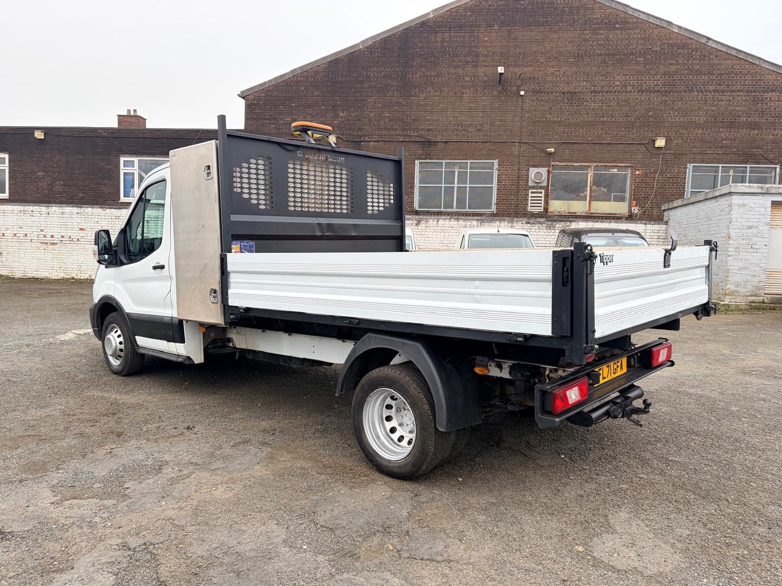 Ford Transit 2.0 350 Ecoblue - Image 2