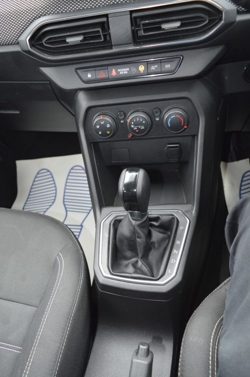 Dacia Sandero - Image 20