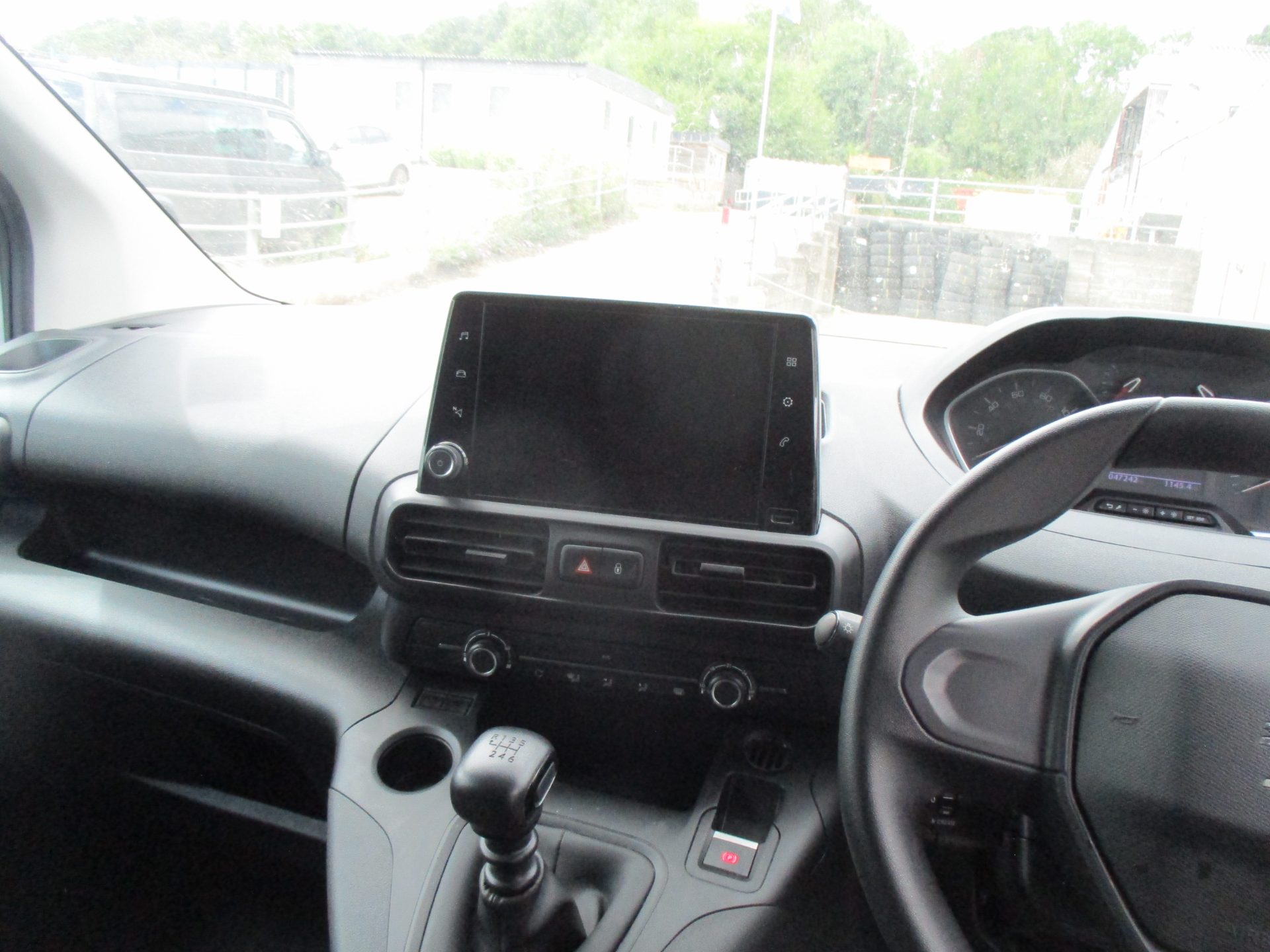 Peugeot 950 Partner Pro  L2 H1 - Image 7