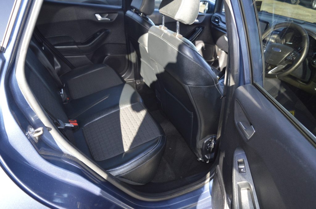 Ford Fiesta - Image 13