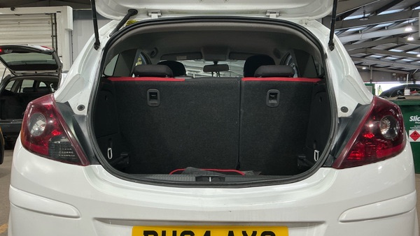 Vauxhall Corsa sri