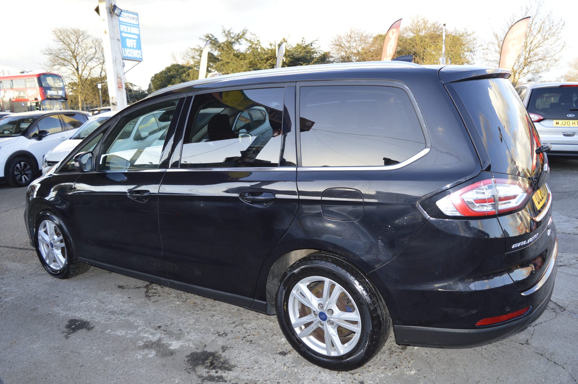 Ford Galaxy - Image 5