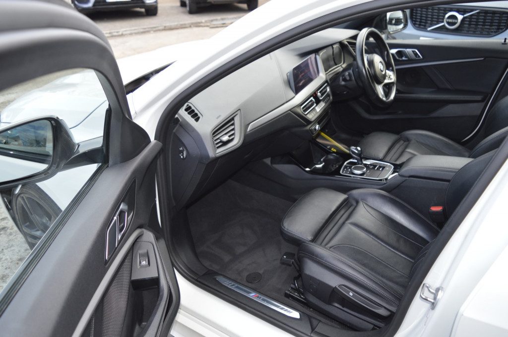 Bmw 1 Series - Image 12