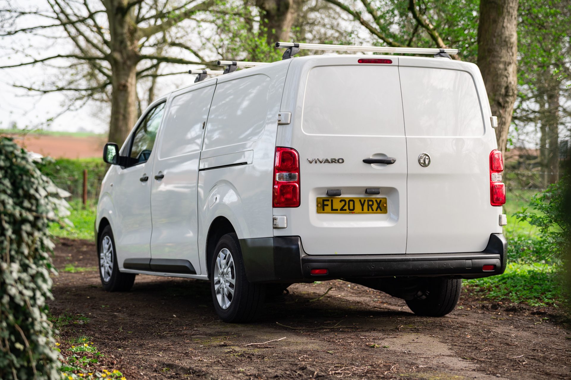 Vauxhall Vivaro 2.0 Turbo D 3100 Dynamic L2 H1 Euro 6 - Image 11