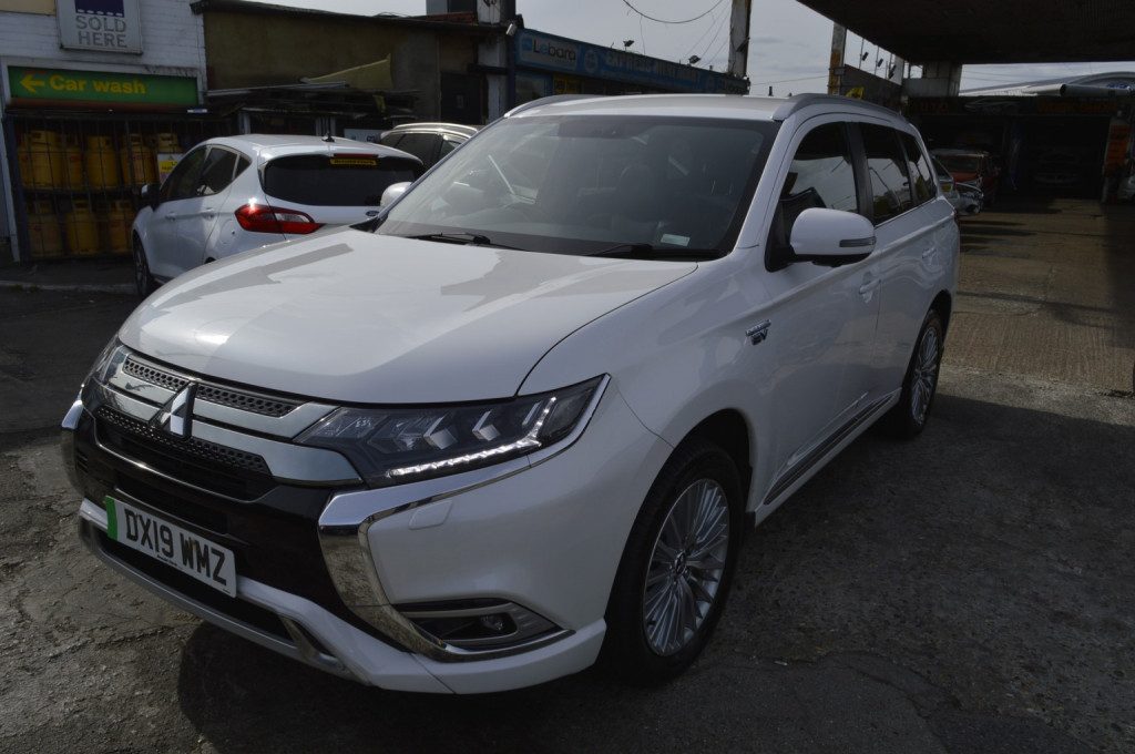 Mitsubishi Outlander - Image 4