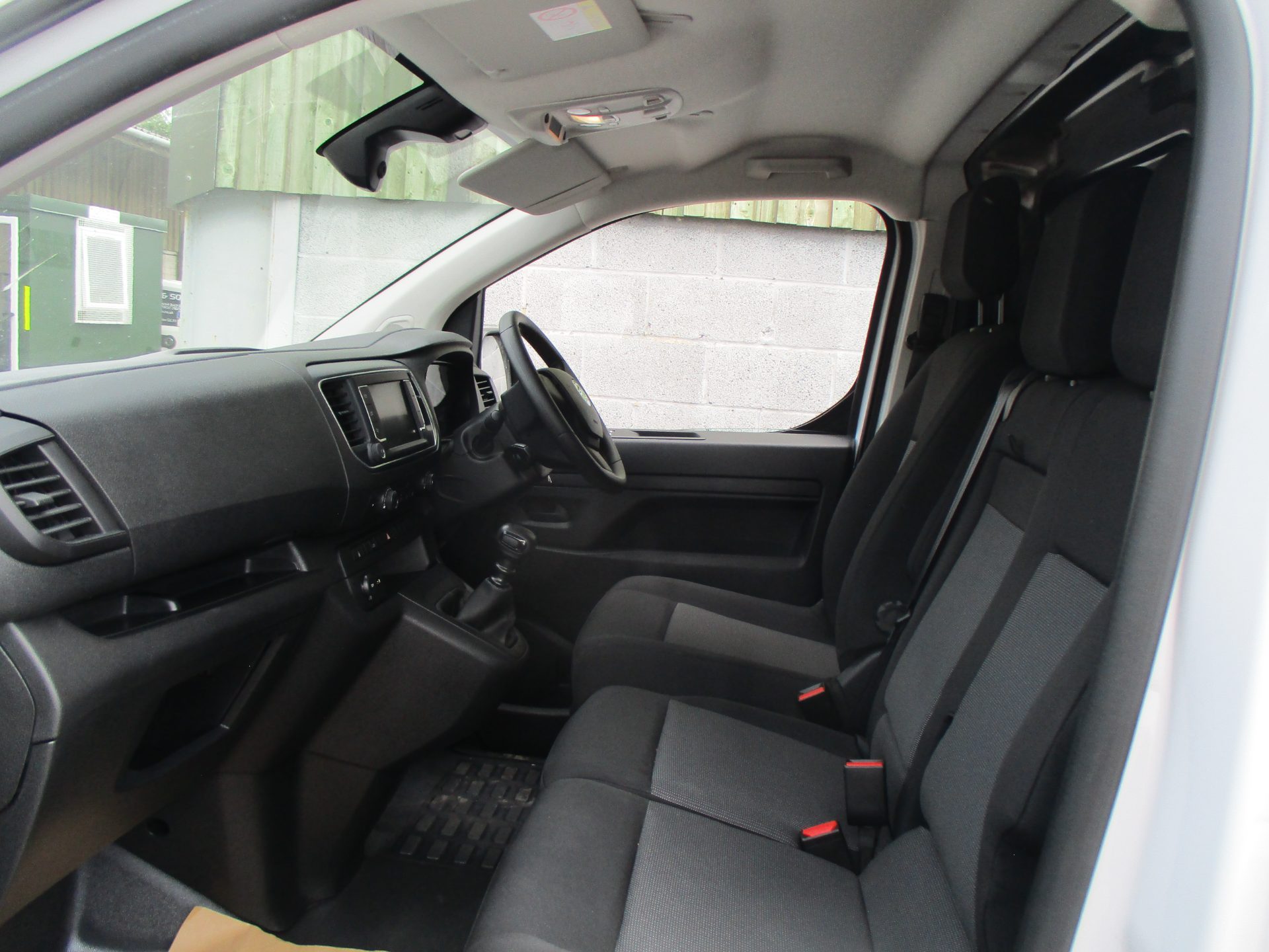 Vauxhall VIVARO PRO L2 H1 - Image 4