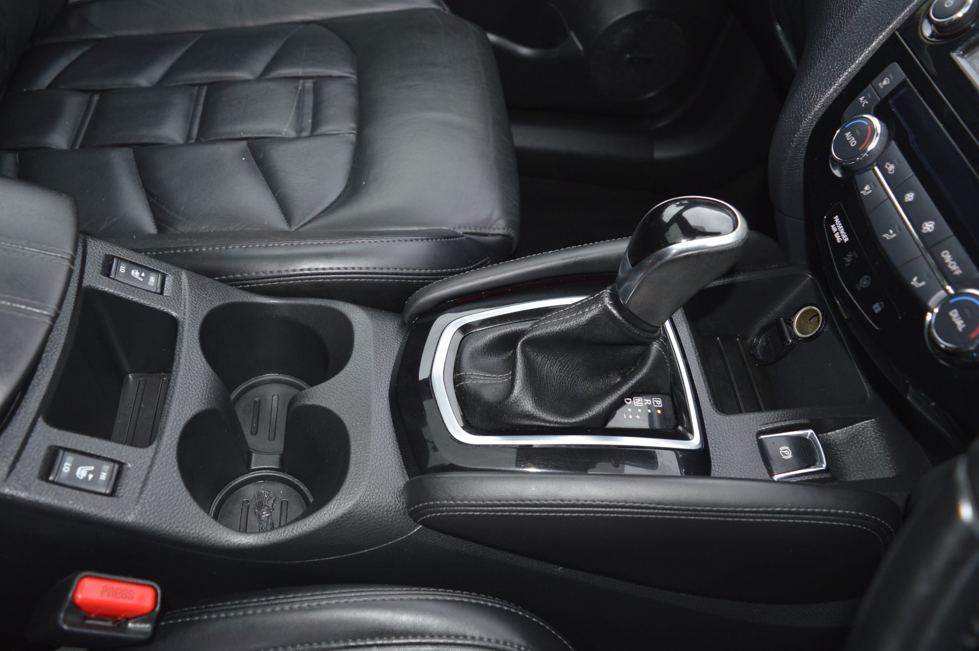 Nissan QASHQAI TEKNA - Image 19