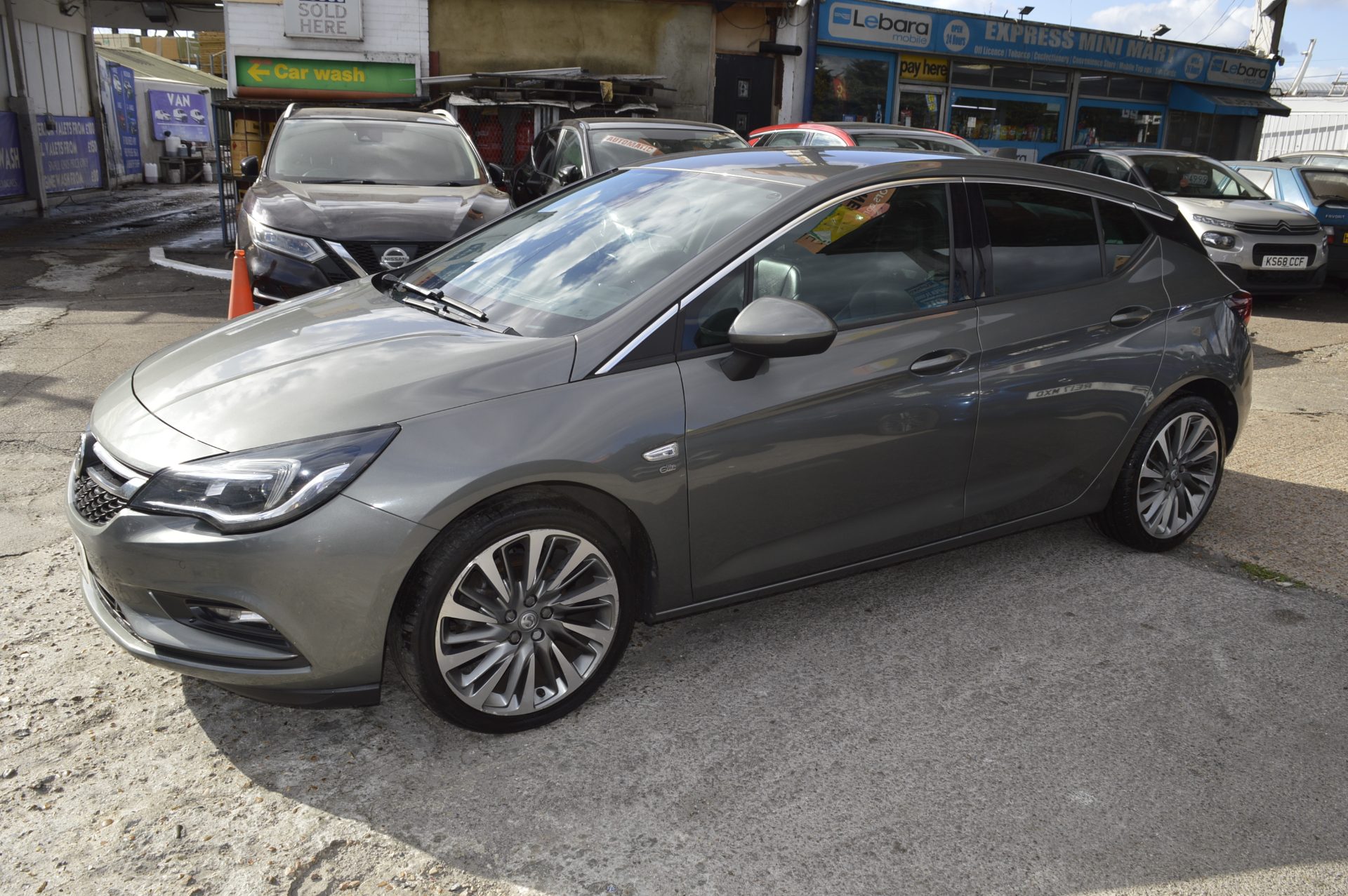 Vauxhall ASTRA ELITE AUTO - Image 5