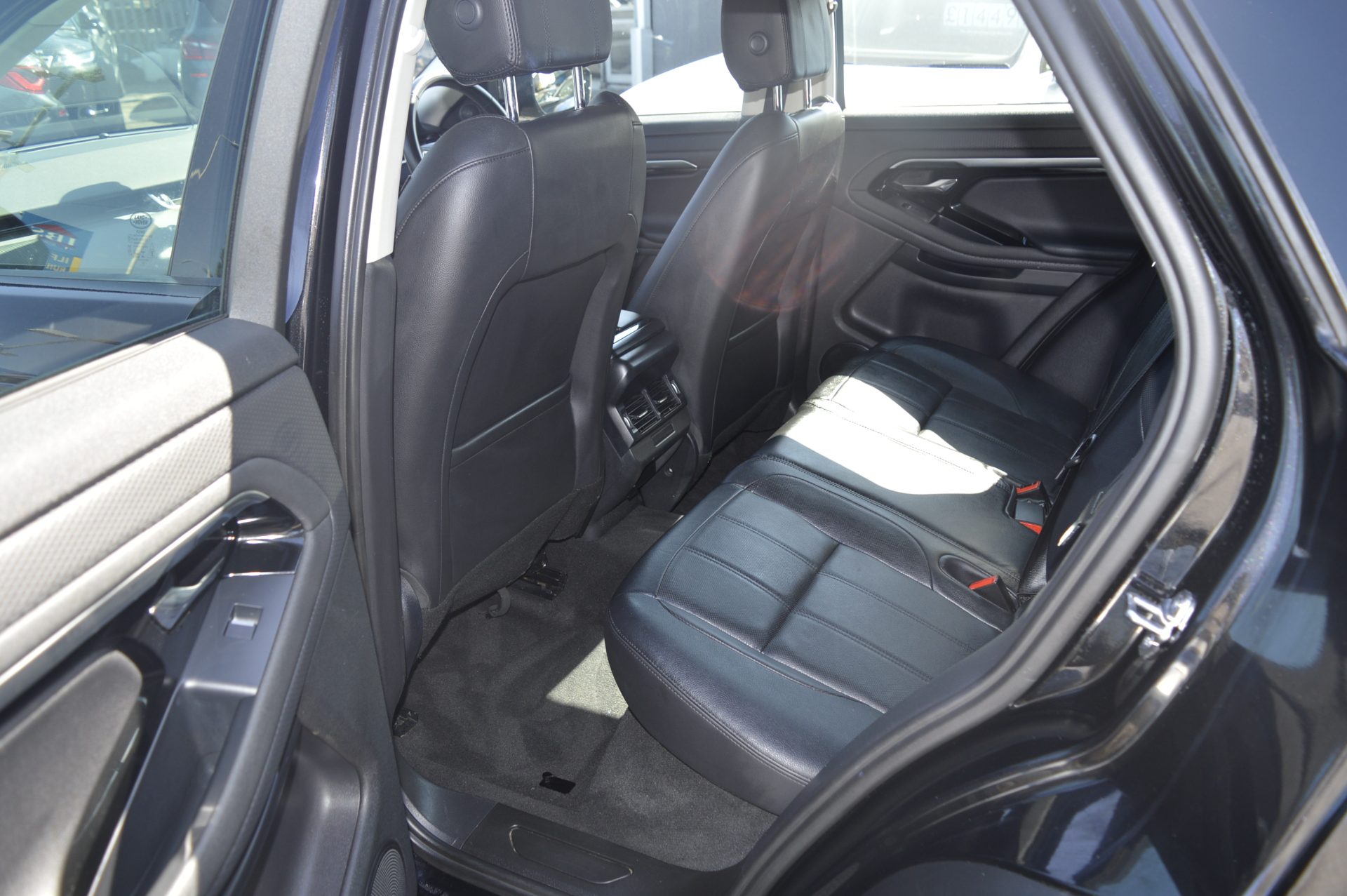Land Rover RANGEROVER EVOQUE PHEV - Image 10