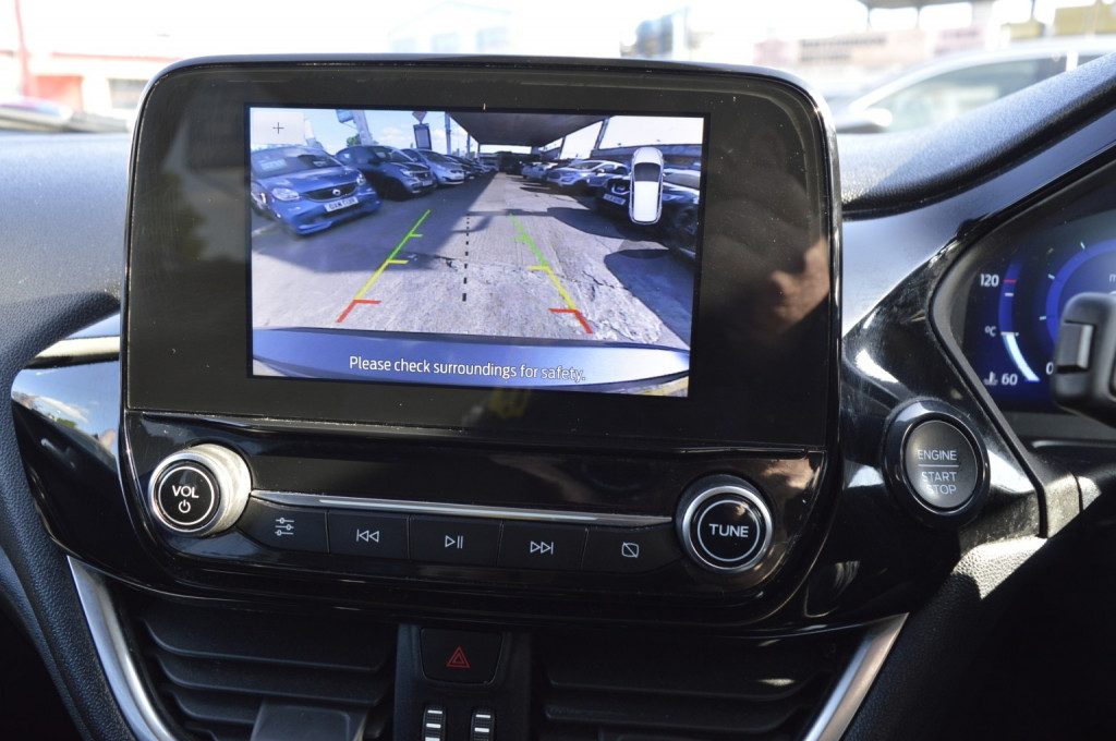 Ford Fiesta - Image 15