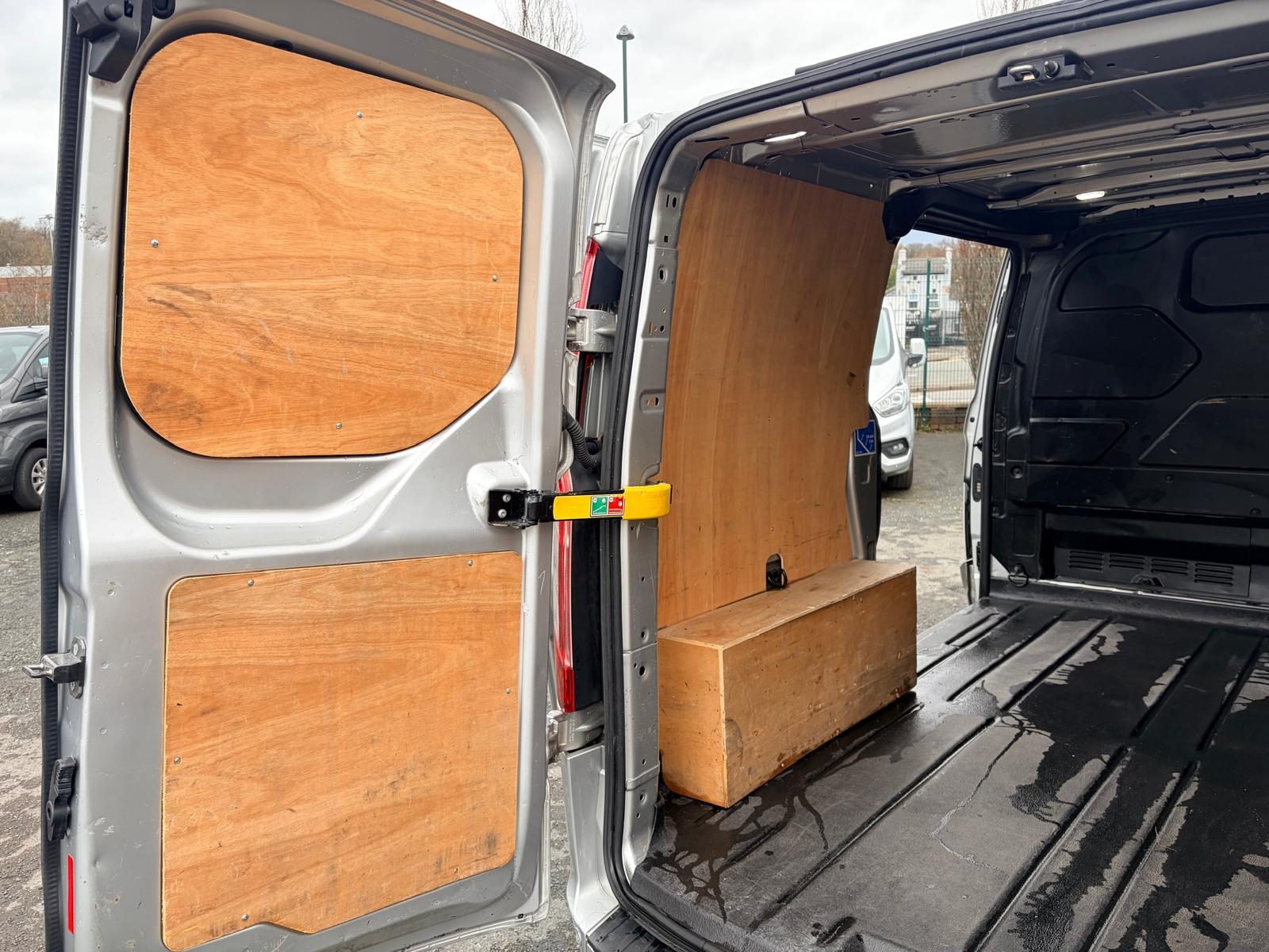 Ford Transit Custom 2.0 280 - Image 10