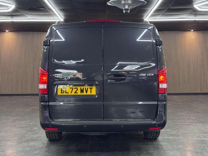 Mercedes-Benz Vito - Image 12