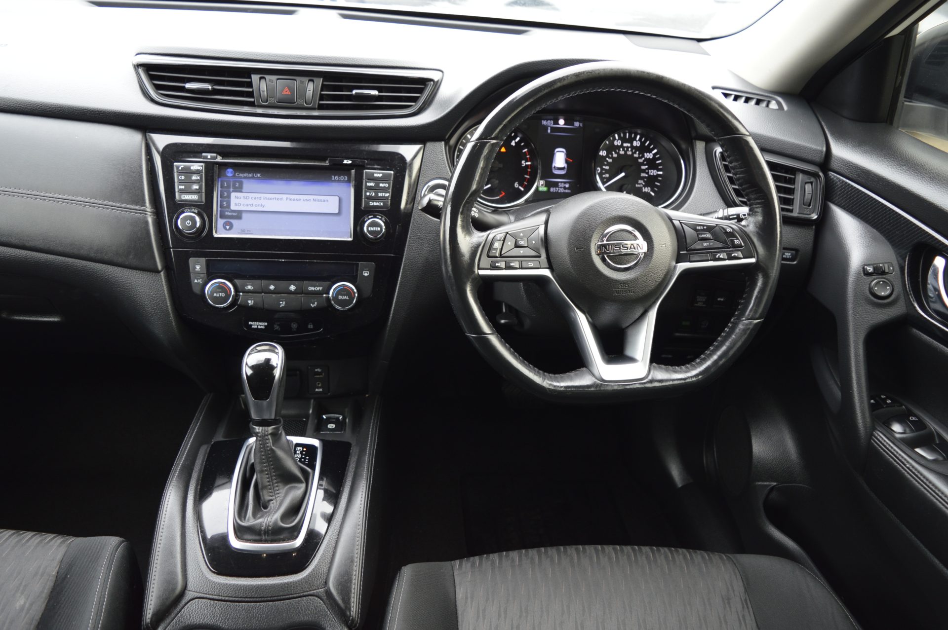 Nissan X-TRAIL AUTO 7 SEATS SUNROOF - Image 15