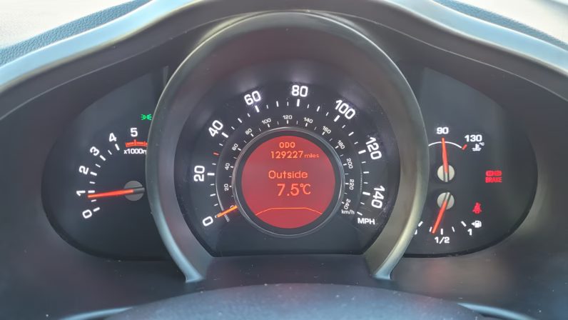 Kia Sportage 1.7 Crdi Ecodynamics - Image 17