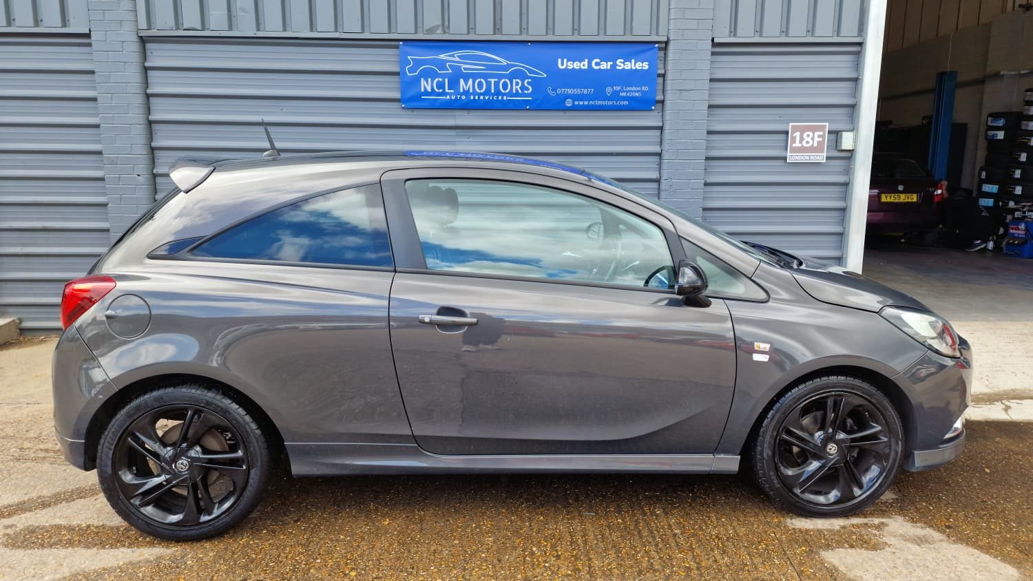 Vauxhall Corsa Limited Edition - Image 5